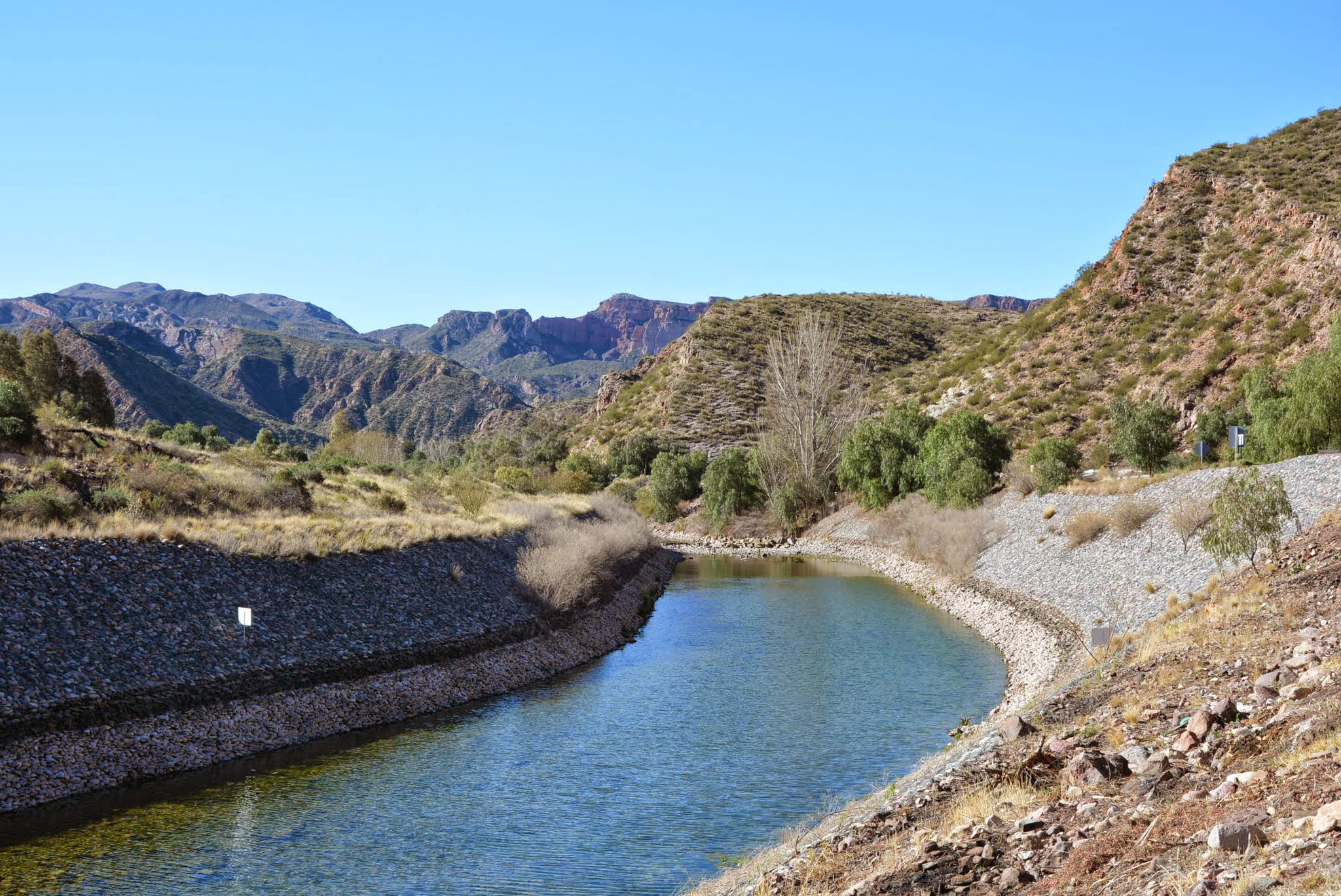 Los Gobiernos de Mendoza y La Pampa se reúnen por las obras en el Atuel