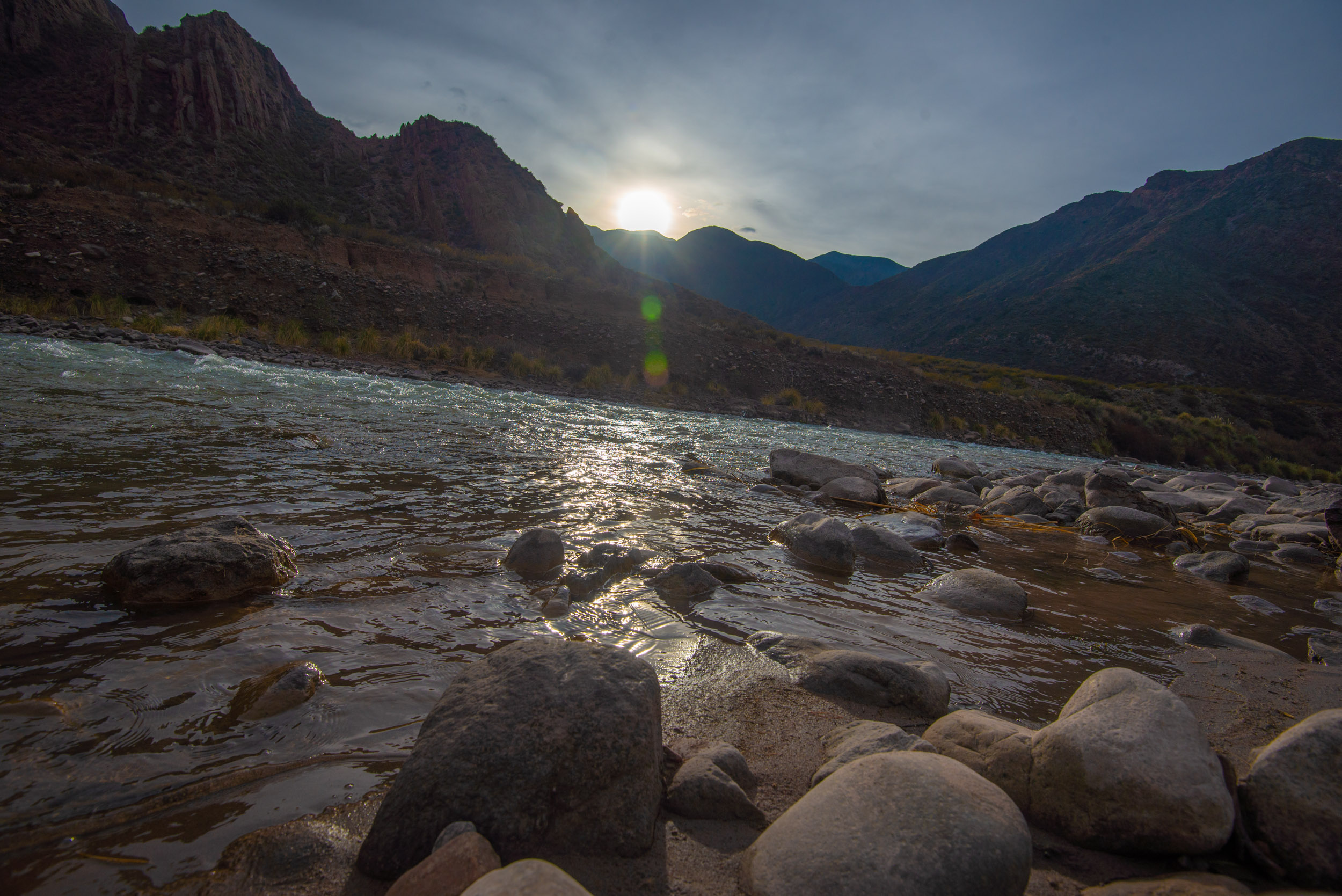 Sequía: preventivamente, Irrigación extendió la corta anual de agua en el río  Mendoza